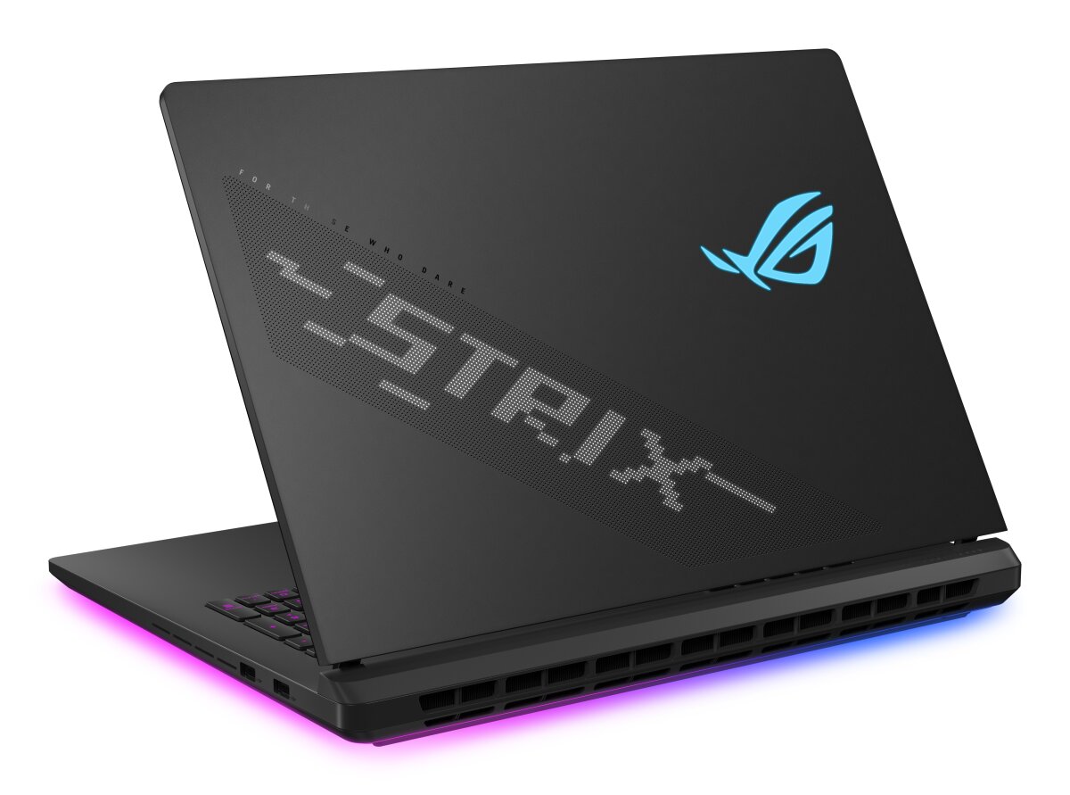 ASUS ROG Strix SCAR 18 G835LX-XS99-CA 90NR0LF1-M00290 image gallery 6