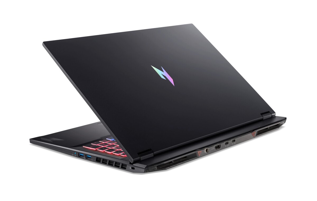 Acer Nitro 18 AI AMD AN18-61-R20Y NH.QYAEH.001 image gallery 4