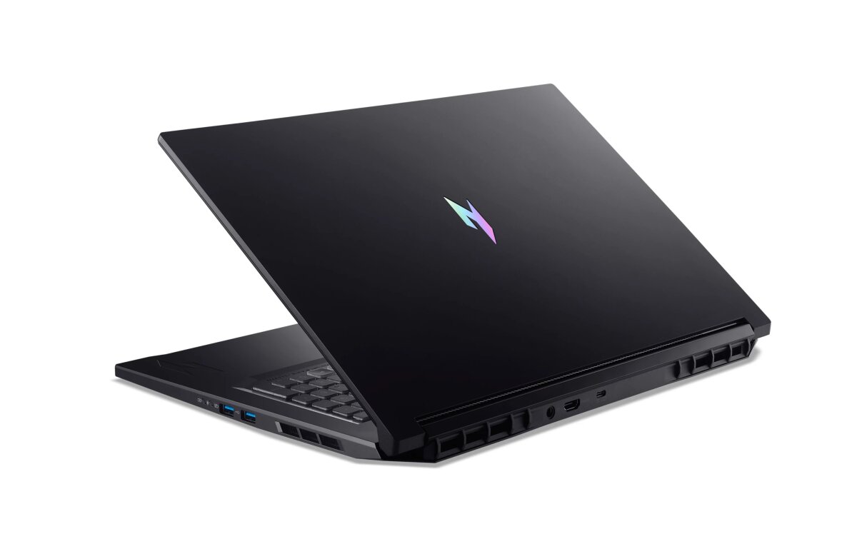 Acer Nitro V 17 AI ANV17-41-R44B NH.QZJEH.00C image gallery 4