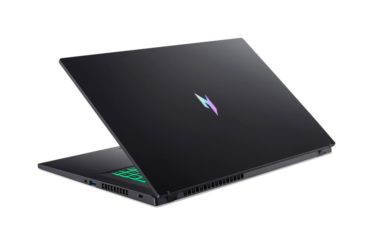 Acer Nitro V 17 AI ANV17-I31-97J6 NH.U4FEH.002 image gallery 4