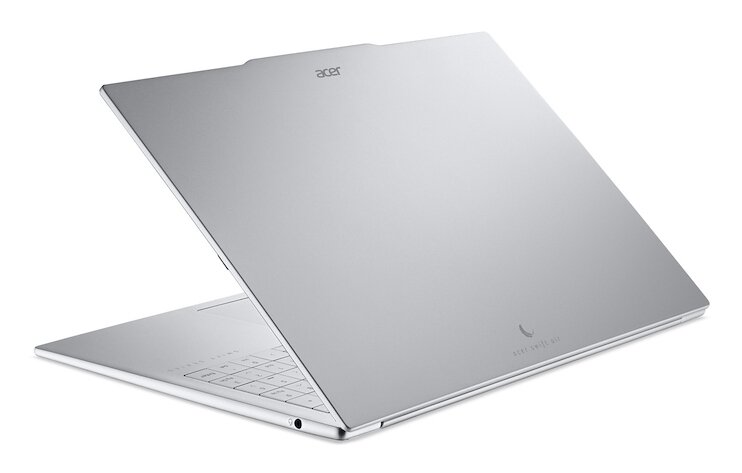 Acer Swift Air 16 OLED SFA16-61M-R1ZM NX.DHXEG.002 image gallery 4