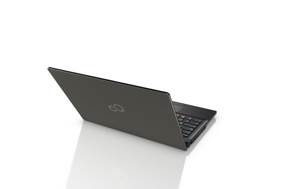 Fujitsu LIFEBOOK E5412 VFY:E5412MF7BNNC image gallery 4