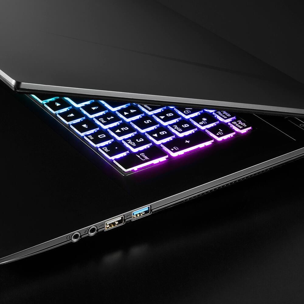 Gigabyte Sabre SABRE 17 - P47K V8 C35W10-FR SABRE 17 - P47K V8 C35W10-FR image gallery 5