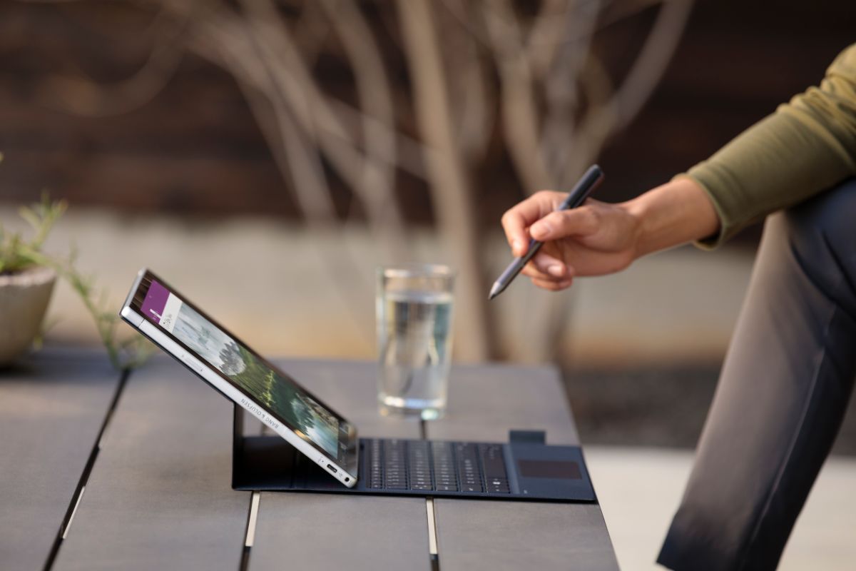HP ENVY x2 12-e050na 3GB61EA image gallery 13