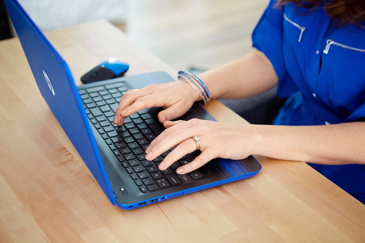 HP Pavilion 15-au109ne Z9E92EA image gallery 11