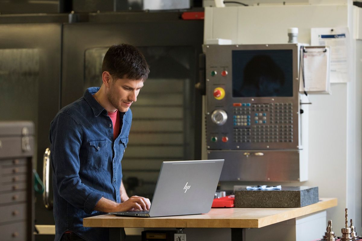 HP ZBook Studio G5 4DB77AW image gallery 18