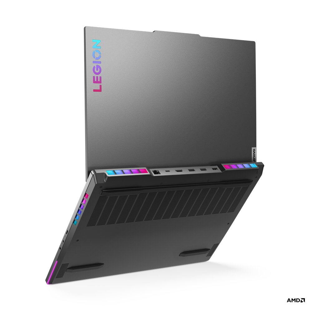 Lenovo Legion 7 82UH006UMZ image gallery 5