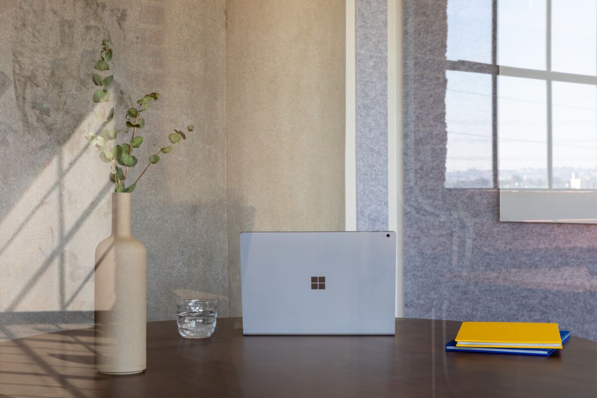 Microsoft Surface Book Surface Book 3 SLZ-00010 image gallery 2