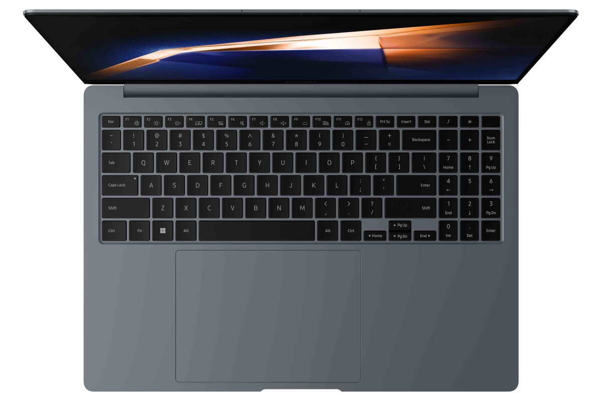 Samsung Galaxy Book4 Pro NP964XGK-KG1UK NP964XGK-KG1UK image gallery 3