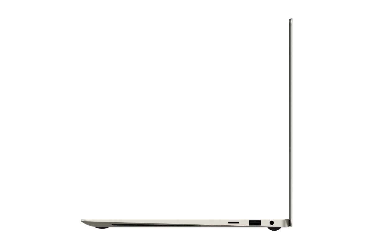 Samsung Galaxy Book3 Pro  NP940XFG-KA2US image gallery 10