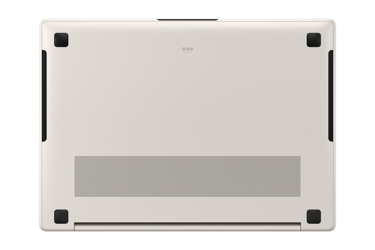 Samsung Galaxy Book3 Pro  NP940XFG-KA2US image gallery 1