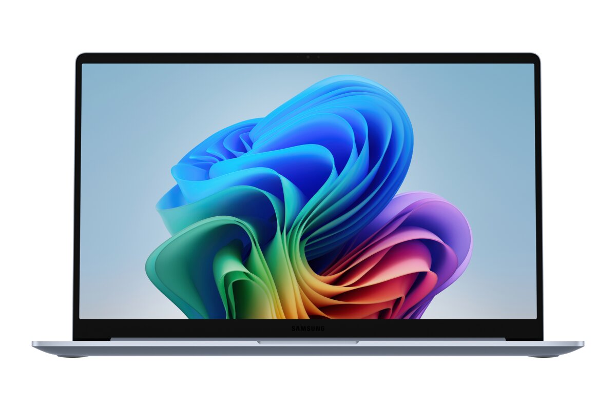 Samsung Galaxy Book4 Edge (15.6 , NP754XQA-KC1UK image gallery 3