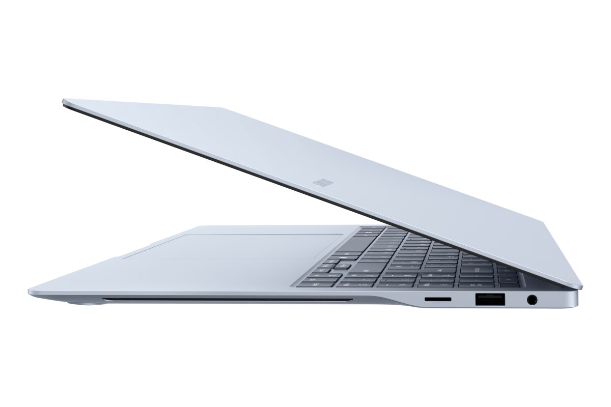 Samsung Galaxy Book4 Edge (16 , NP964XMB-MB1UK image gallery 4