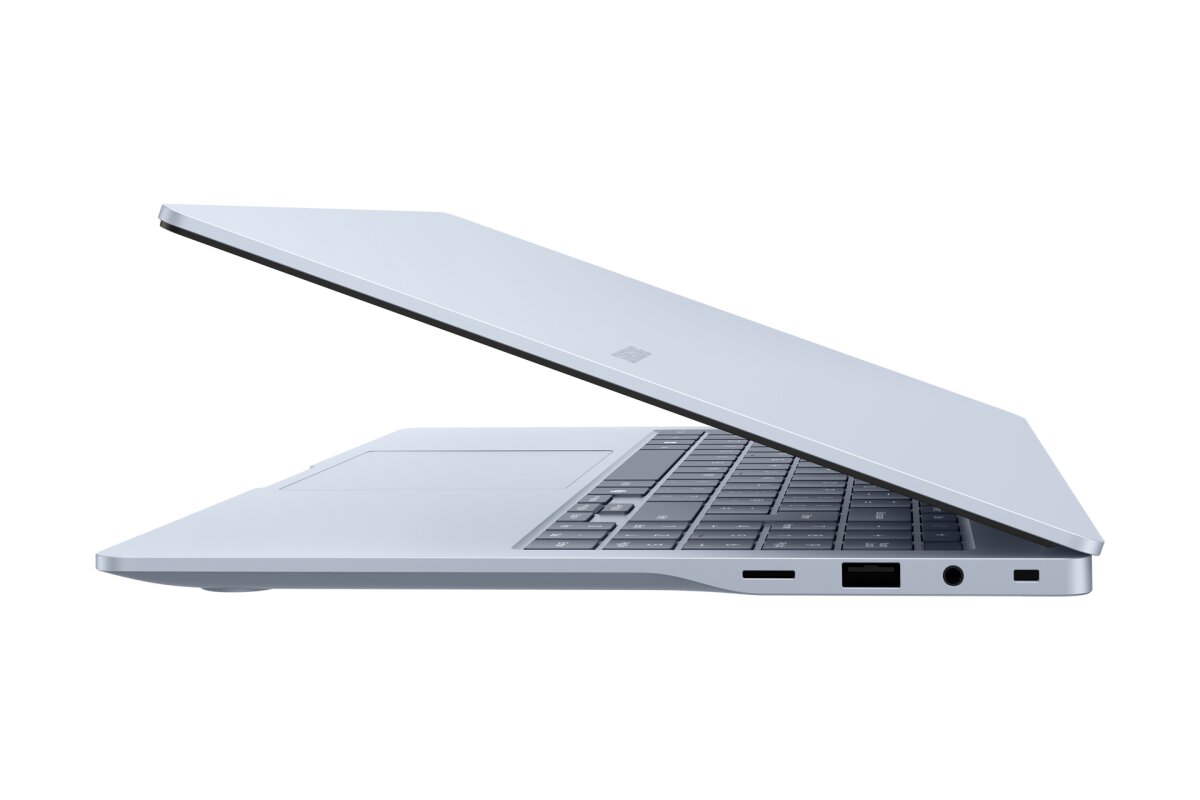 Samsung Galaxy Book4 Edge (15.6 , NP750XQA-KB2UK image gallery 5