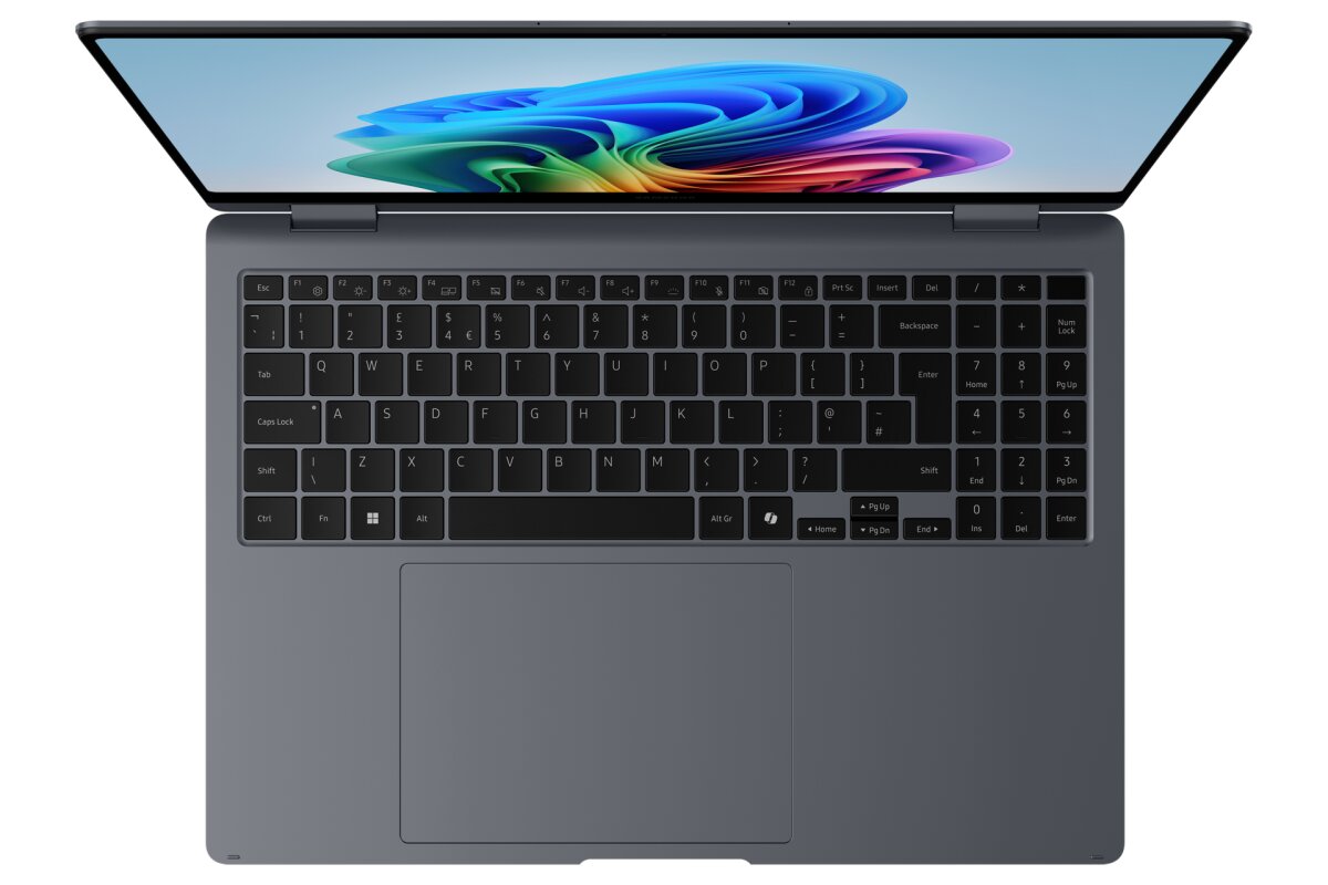 Samsung Galaxy Book4 Pro 360 5G NP965QPA-KG1UK image gallery 2