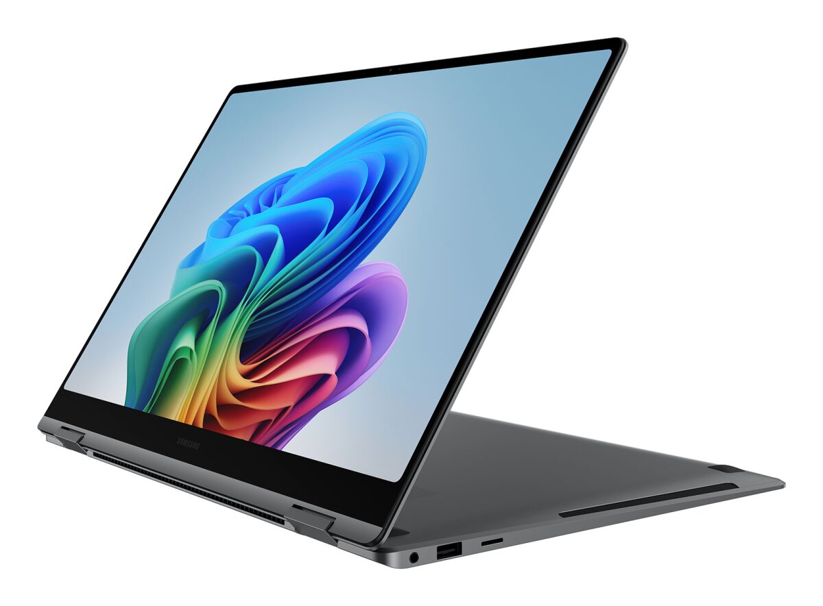 Samsung Galaxy Book5 Pro 360  NP964QHA-KG1US image gallery 2
