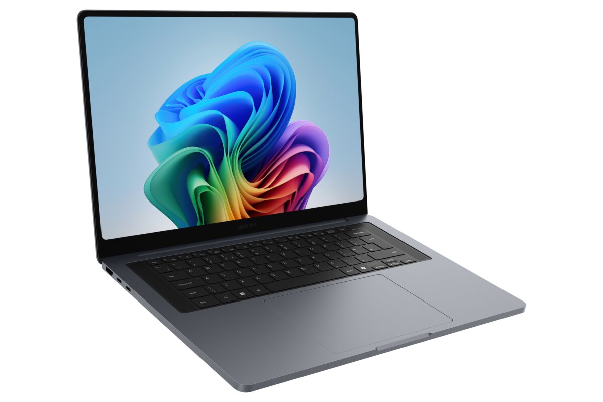 Samsung Galaxy Book6 Ultra NP964UJH-XG7NL NP964UJH-XG7NL image gallery 4