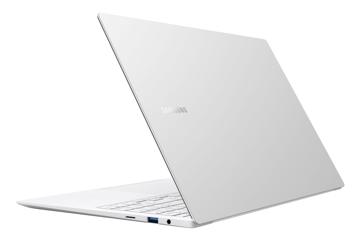 Samsung Galaxy Book Pro 15 NP950XDB-KE2US image gallery 5