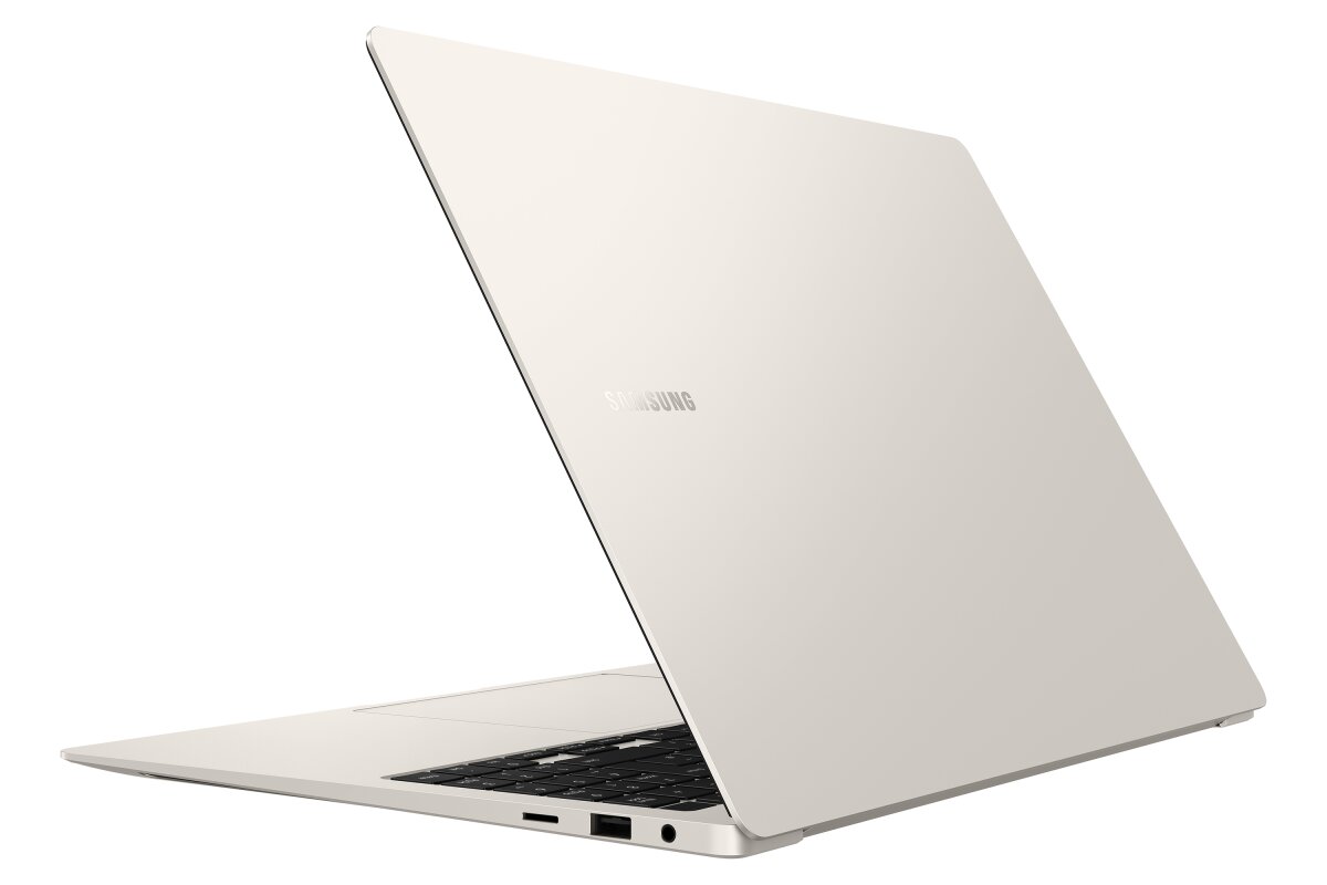 Samsung Galaxy Book3 Pro  NP960XFG-KA1FR image gallery 5